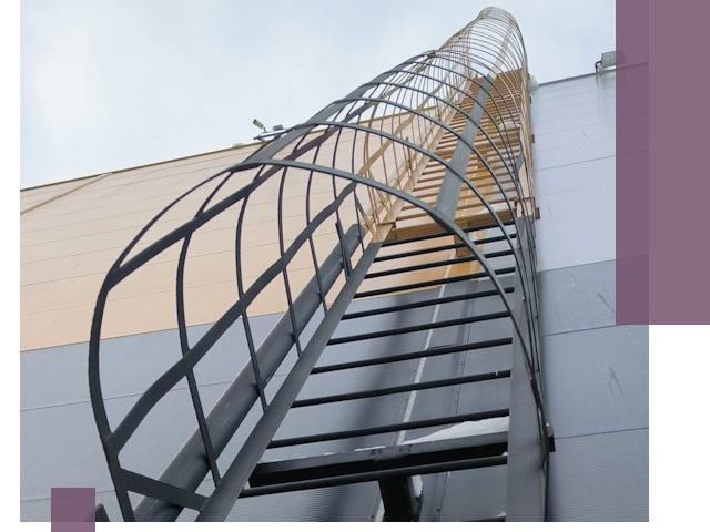 Изготовление и монтаж пожарных лестниц в Луге профессионально