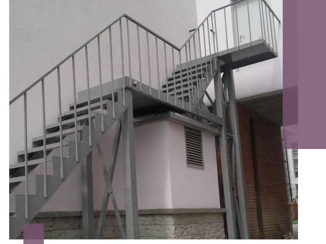 Монтаж пожарных лестниц под ключ в Луге с гарантией качества