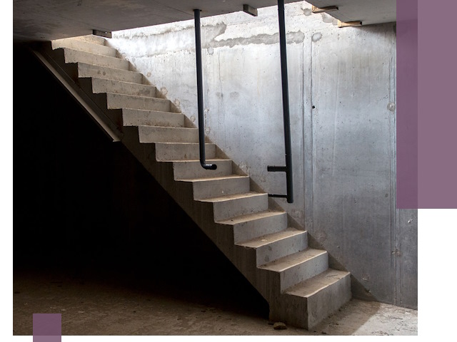 Изготовление и монтаж лестниц в подвале в Луге