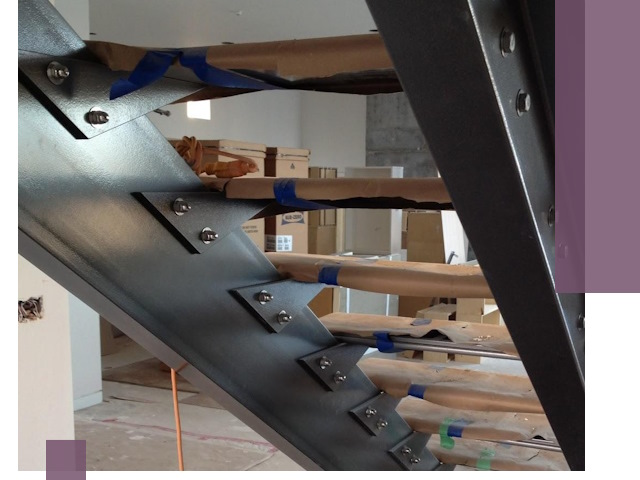 Усиление лестничных конструкций и усиление опор в Луге