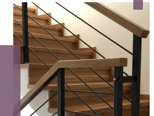 Обшивка металлической лестницы деревом в Луге от 4382 руб.