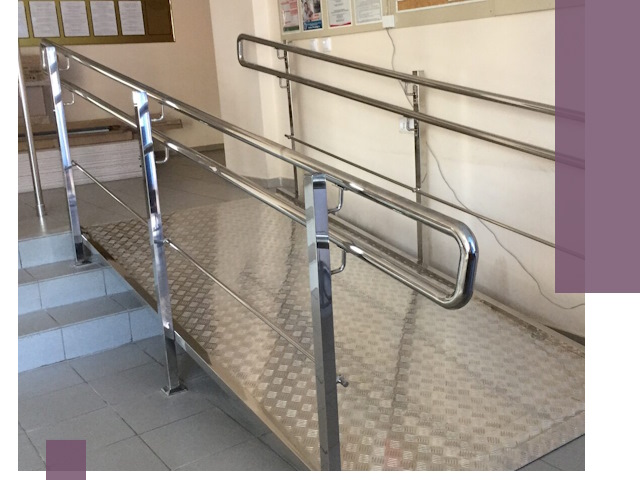 Перила для инвалидов в Луге — надежные поручни и ограждения