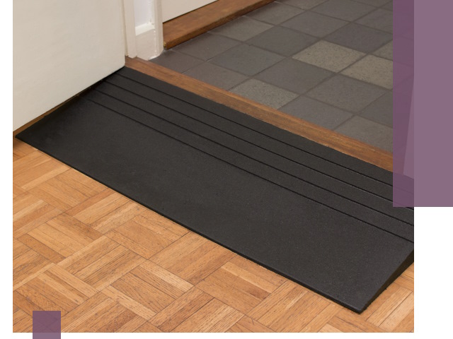 Резиновые пандусы для доступа и безопасности в Луге