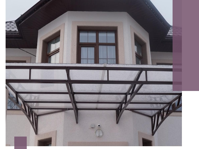 Козырьки из поликарбоната под ключ в Луге