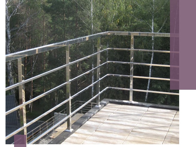 Парапеты из нержавеющей стали в Луге — изготовление и монтаж