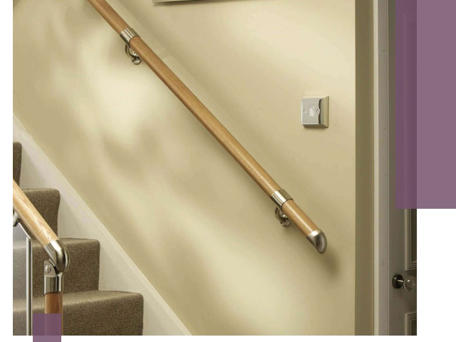 Монтаж пристенных поручней профессионально в Луге